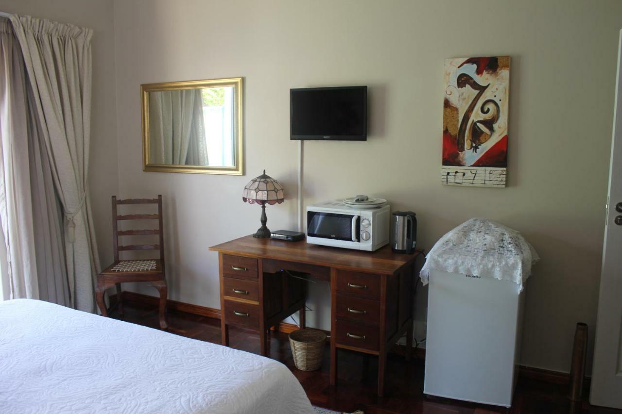 Traveller'S Rest, Reebok Bed & Breakfast Mossel Bay Exterior foto